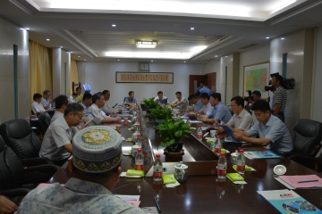 省人大常委会副主任詹夏来莅临j9游戏集团调研领导